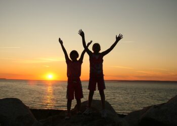 നാല് നാനോ കവിതകൾ